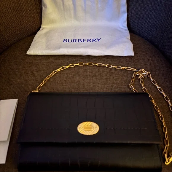 Burberry Black Leather Chain Bag - Picture 1 of 7